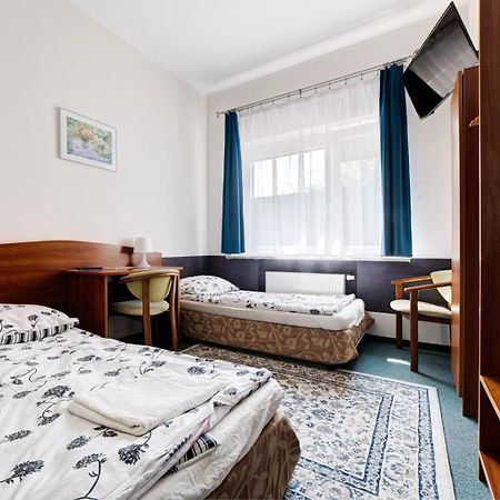 Pokoje Hotelowe Norbit Grodzisk Mazowiecki Exterior foto